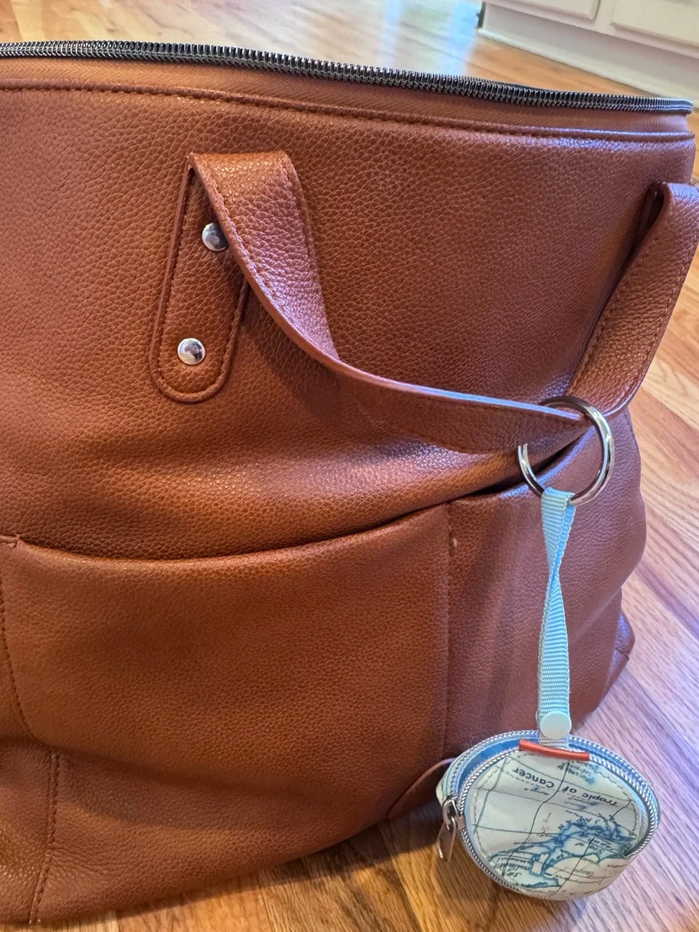 PacaPod Saunton Diaper Bag - Faux Leather, Crossbody & Backpack (+ 3 pods & mat)